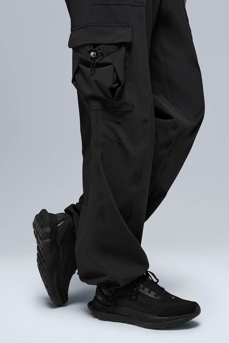 Low Rise Megastar Cargo Pant - Black