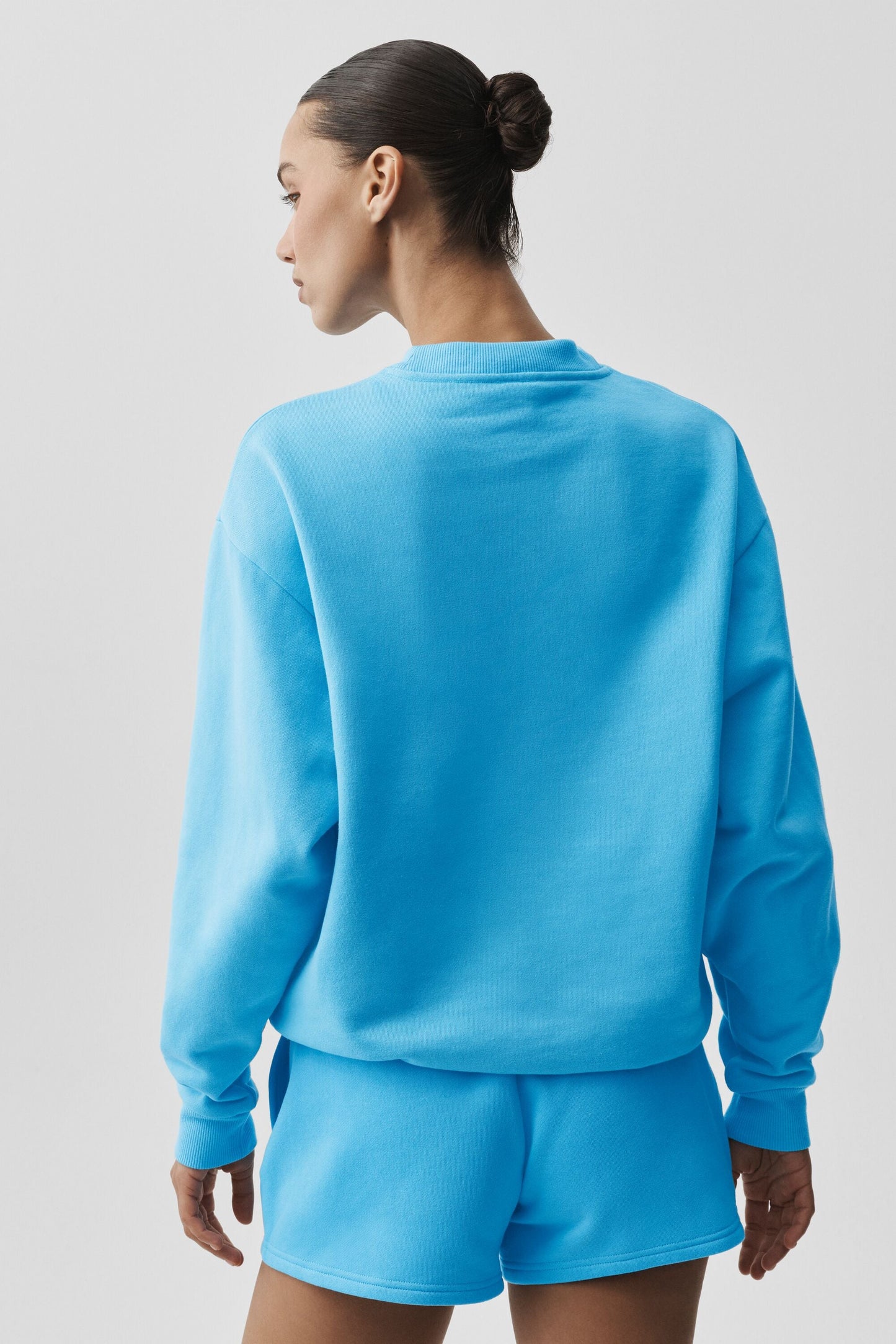 Accolade Crew Neck Pullover - Azure Blue