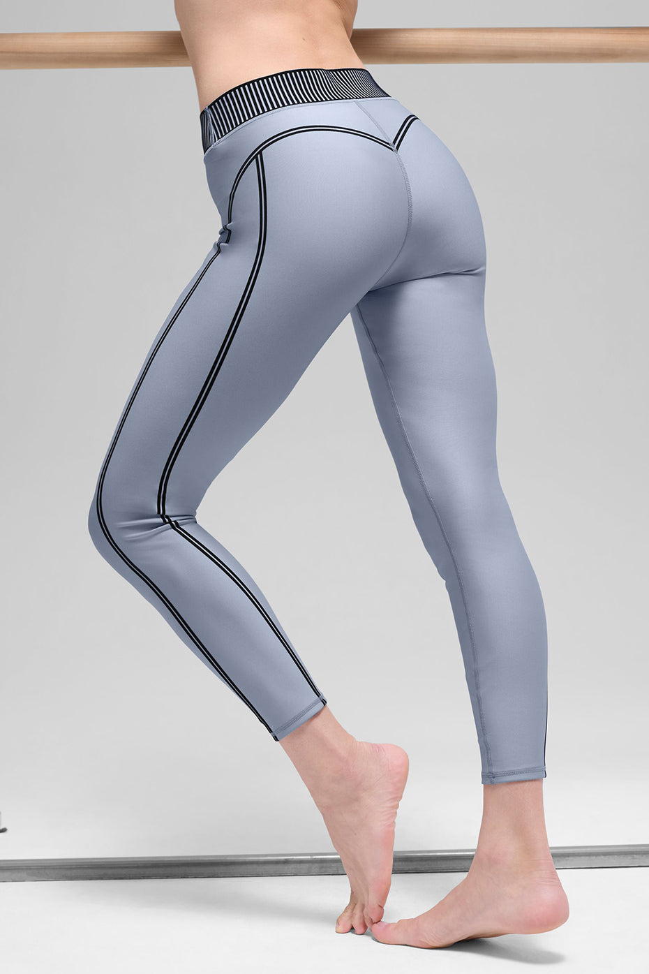 Airlift High-Waist 7/8 Line Up Legging - Winter Frost