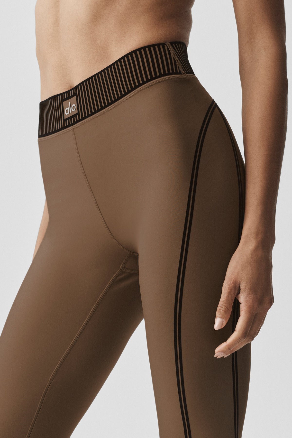 Airlift High-Waist 7/8 Line Up Legging - Java Brown