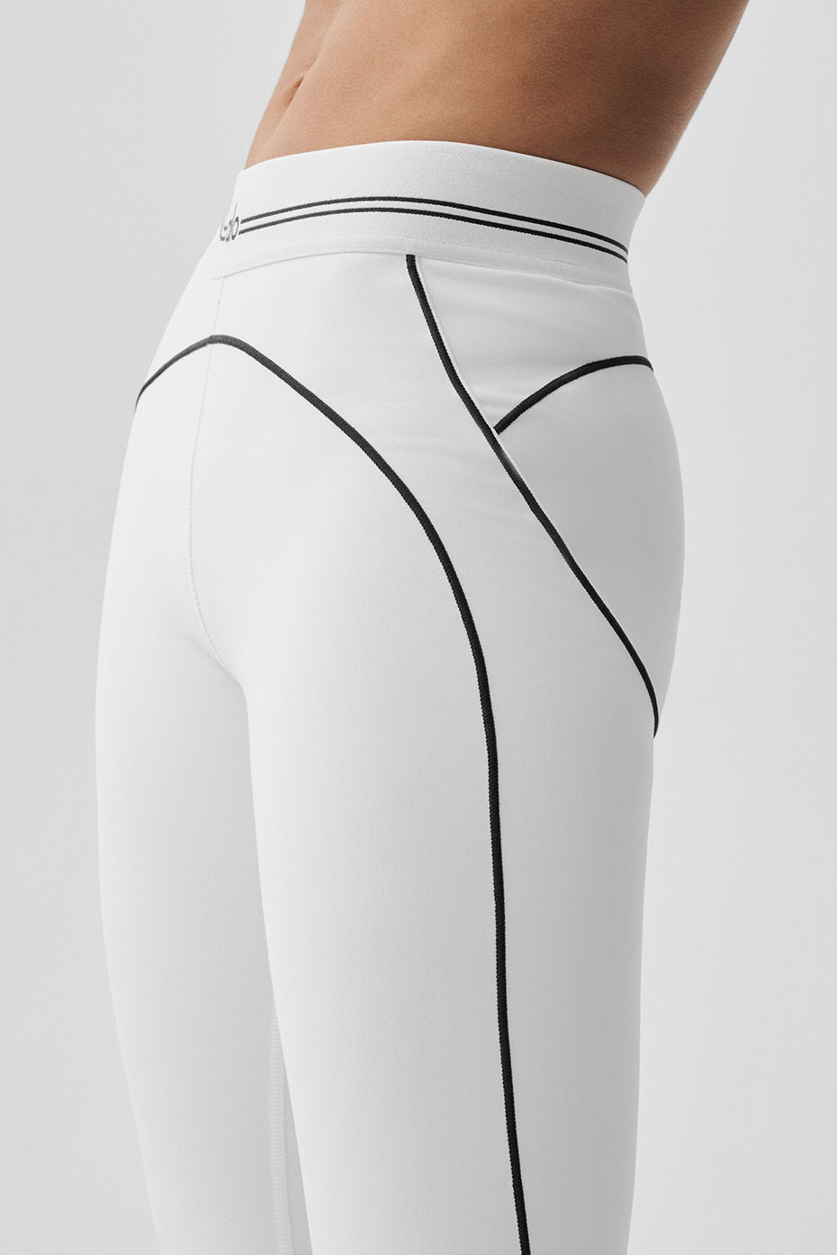 Airbrush High-Waist Heart Throb Legging - White/Black