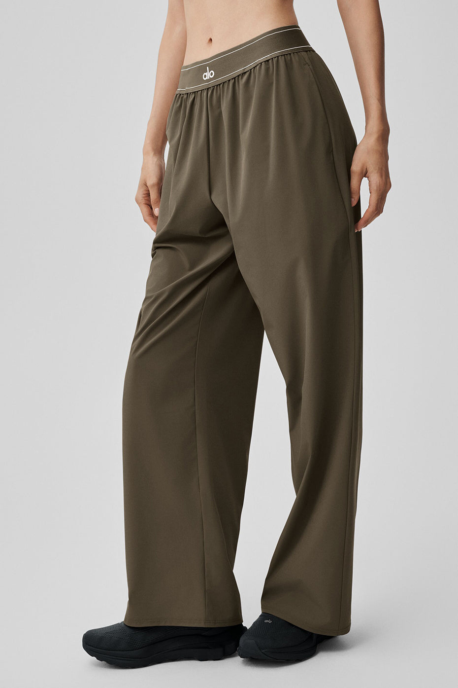 Suit Up Trouser (Regular) - Olive Tree