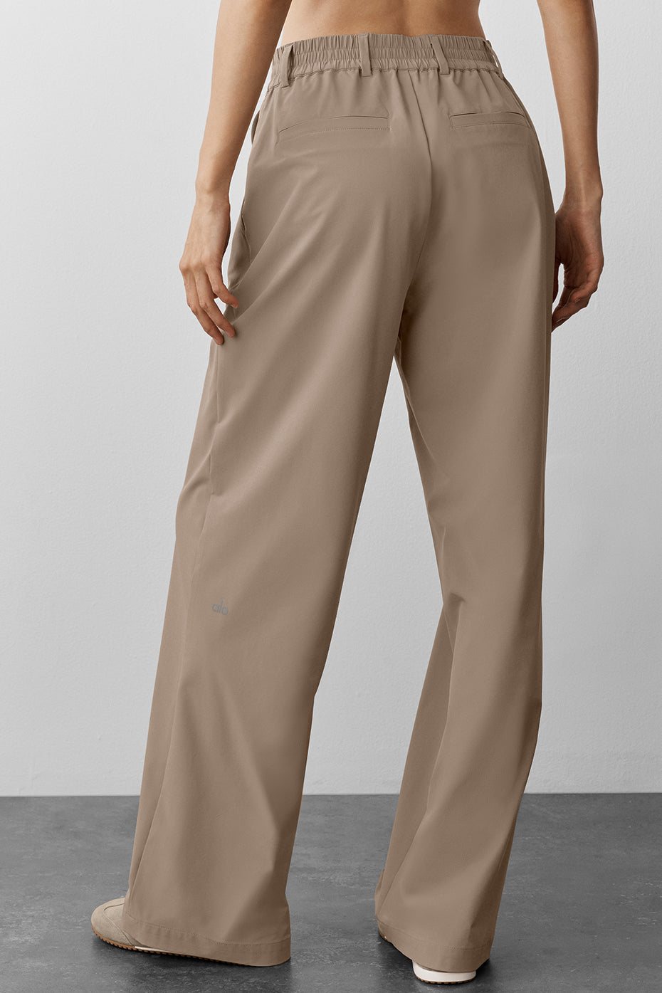 High-Waist Pursuit Trouser (Regular) - Gravel