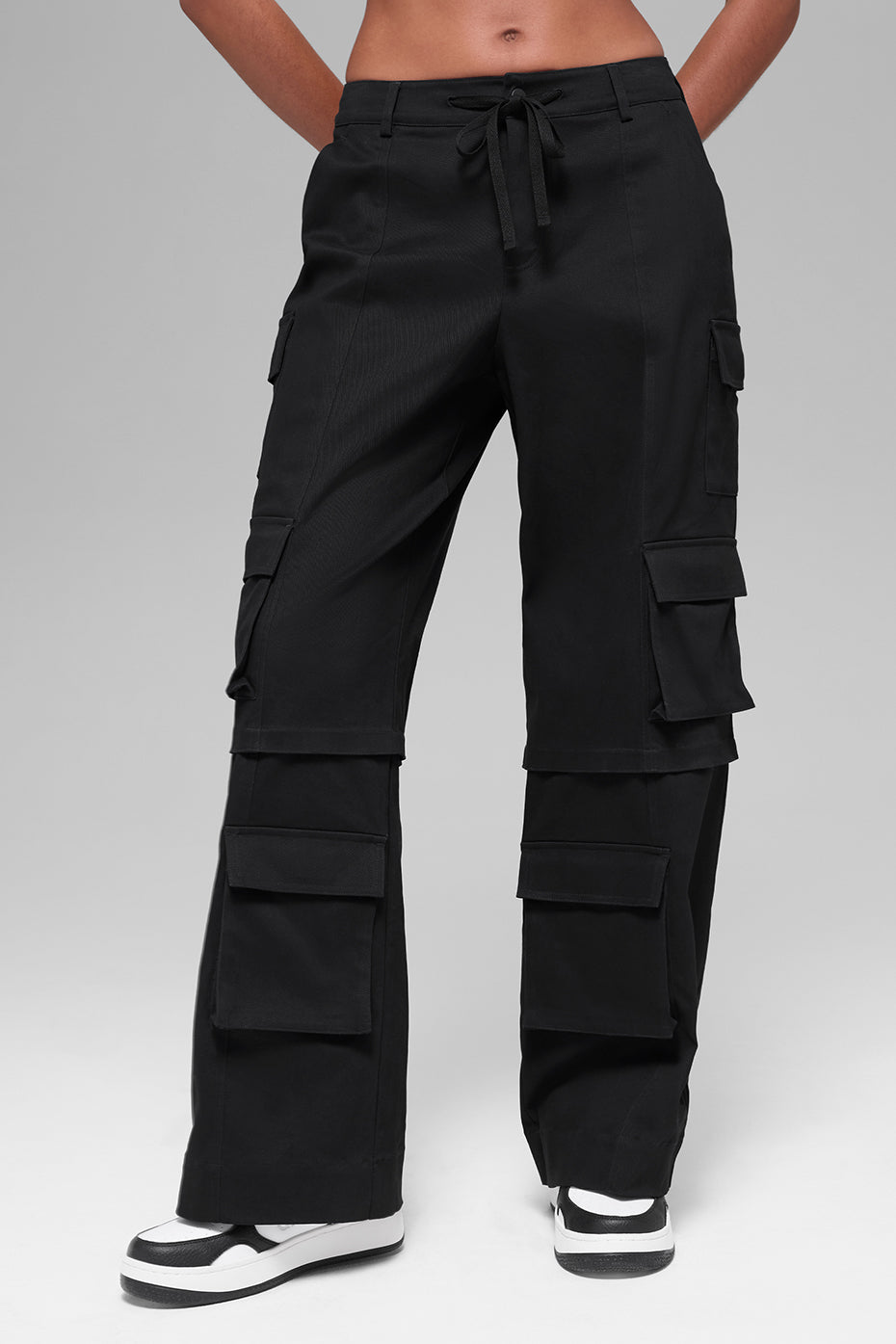 Mid-Rise Scout Cargo Pant - Black