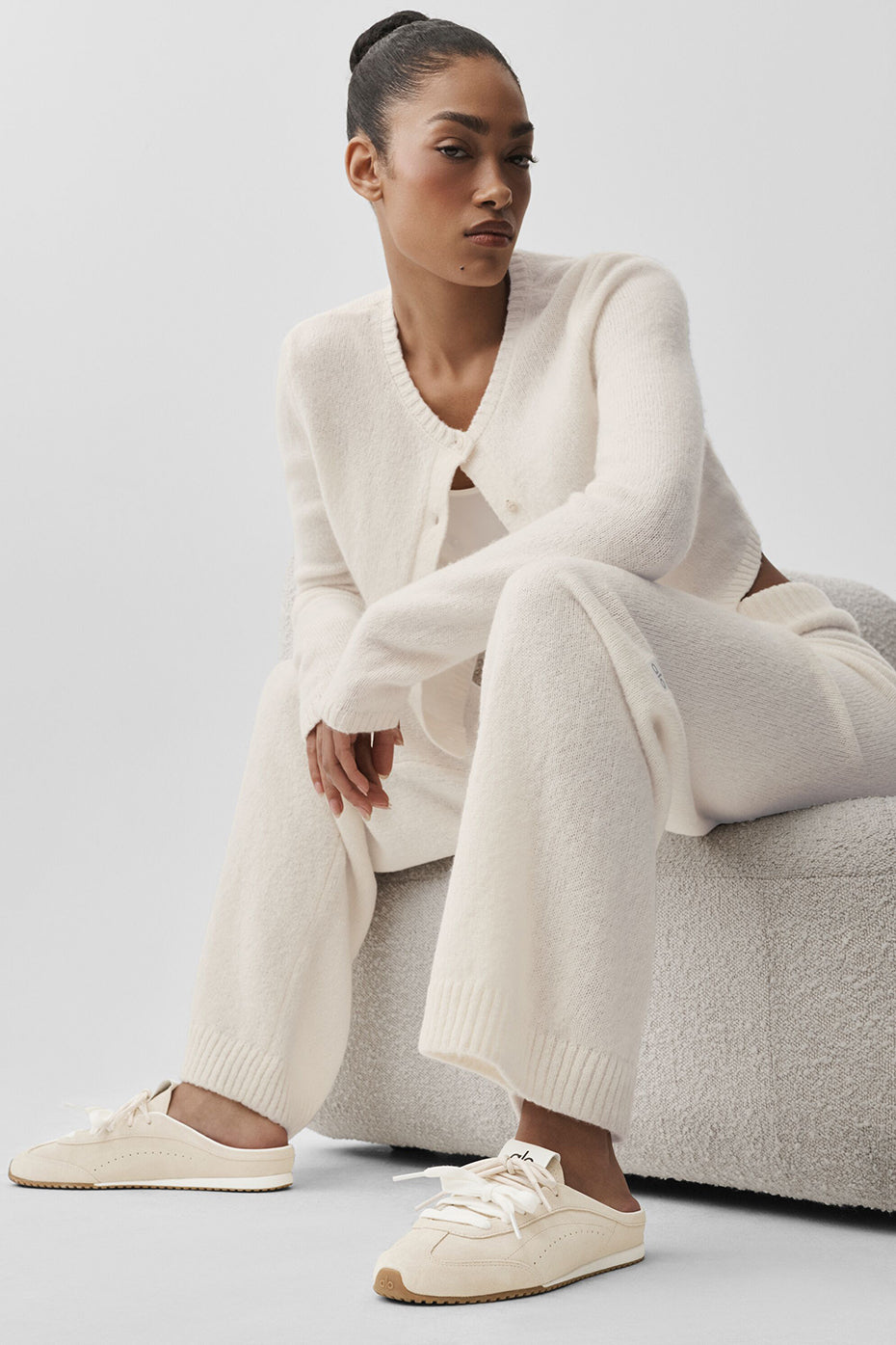 Wool Cashmere High-Waist New Class Wide Leg Pant - Ivory