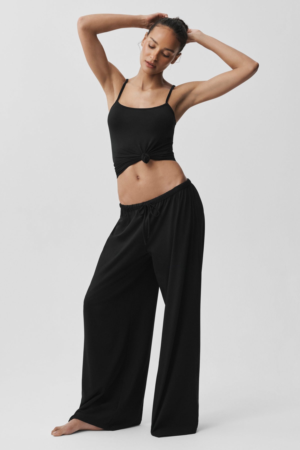 Alosoft Mid-Rise Finesse Wide Leg Sweatpant - Black