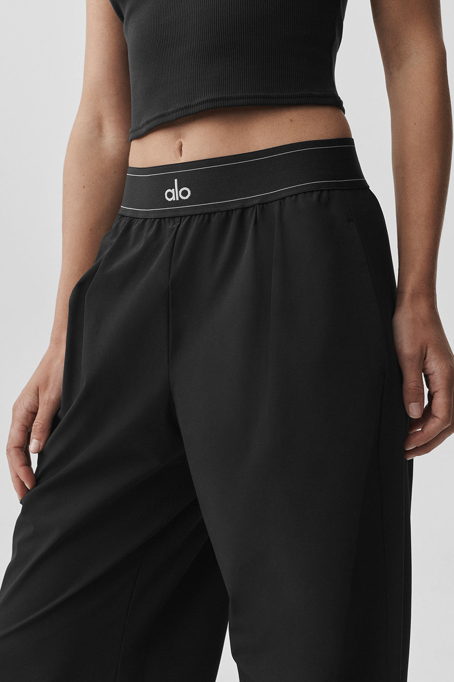 Suit Up Trouser (Short) - Black