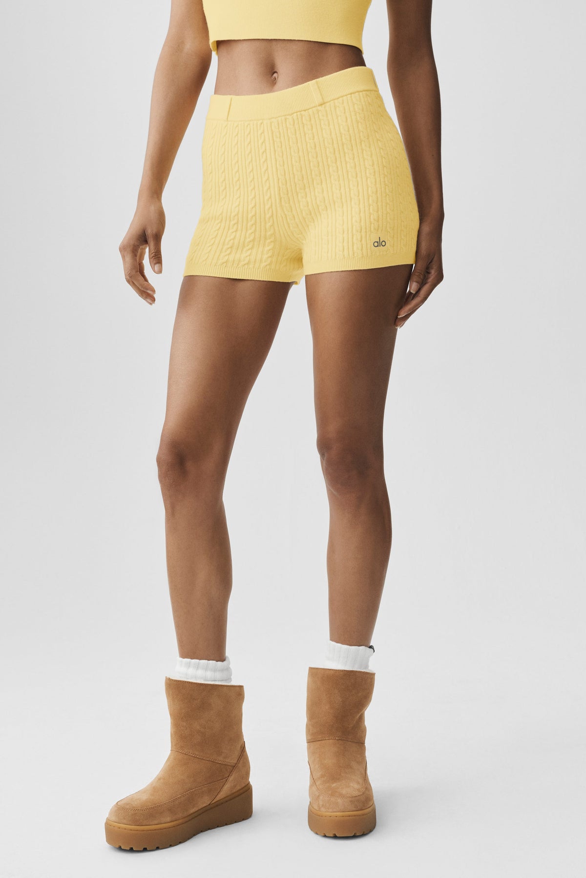 Mini Cable High-Waist Sweater Short - Warm Butter